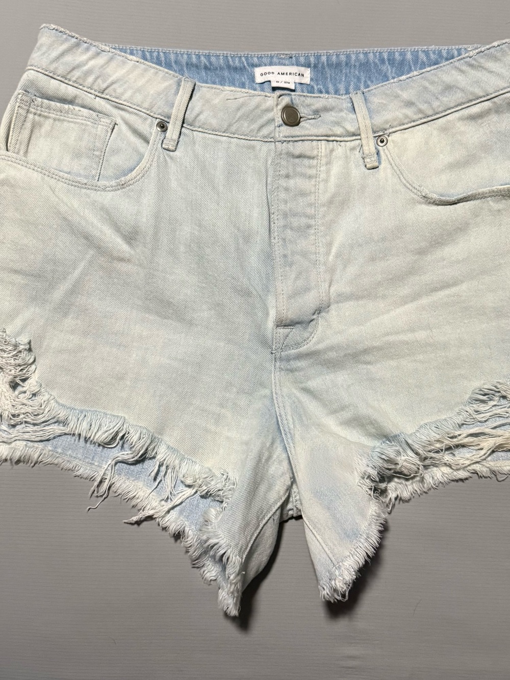 Good American Bombshell Pale Blue Frayed Hem Denim Shorts